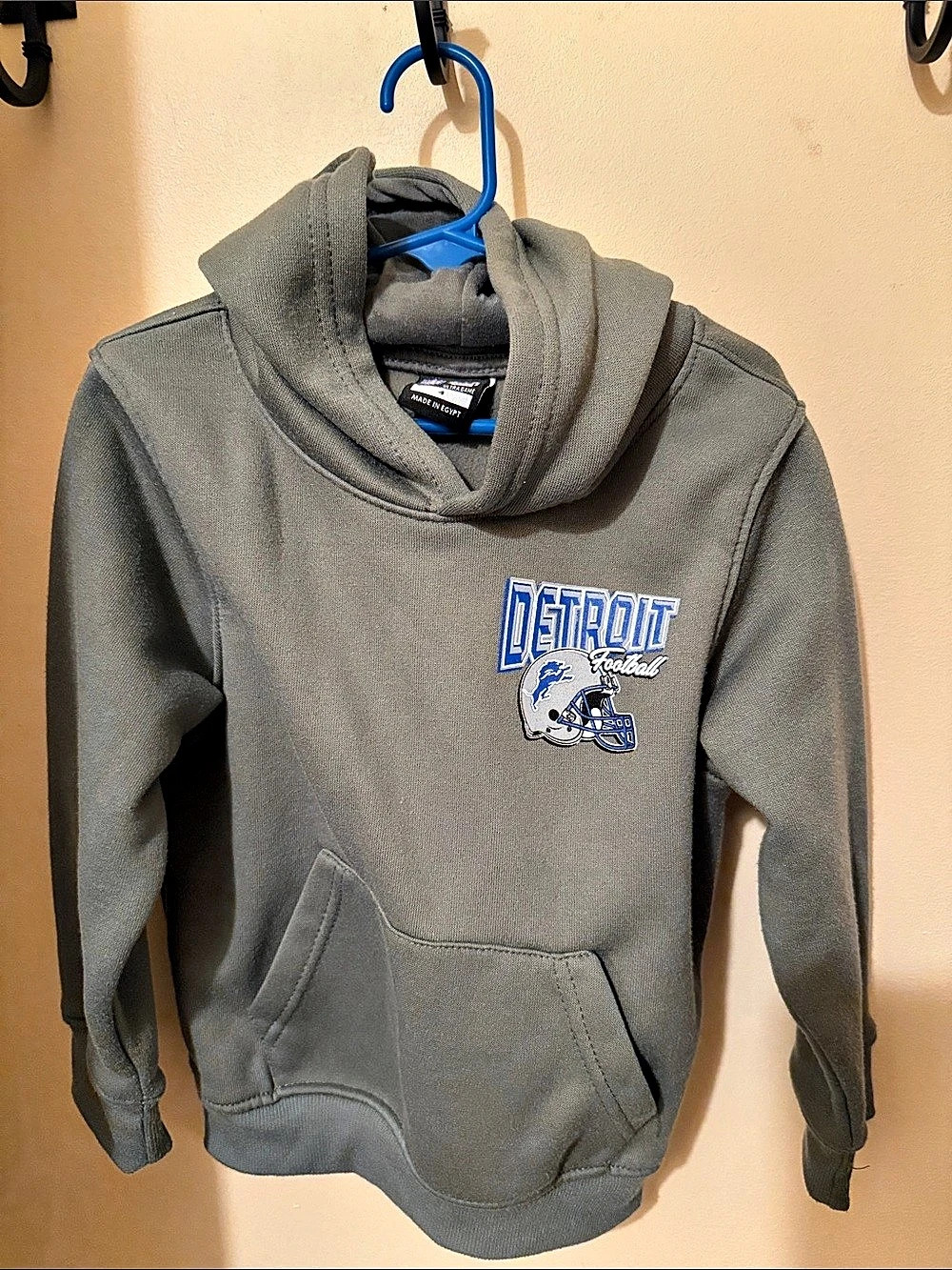 NFL Detroit Lions Ultra Game hoodie Boys Size 4 Like New. Used 2 times only.